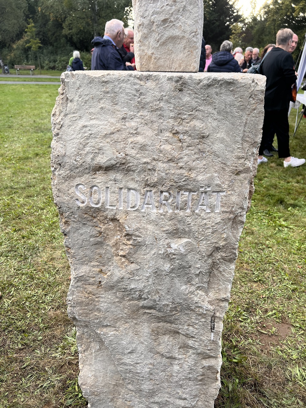 Das Mahnmal Solidarität am Schillerteich