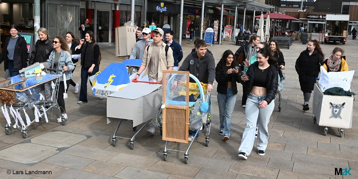 Participants with their work